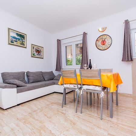 Apartmani Ferdi Trogir Exterior foto